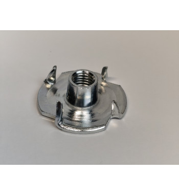 M8 Nakrętka pazurkowa 50szt.